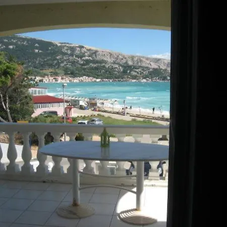1 Apartman *