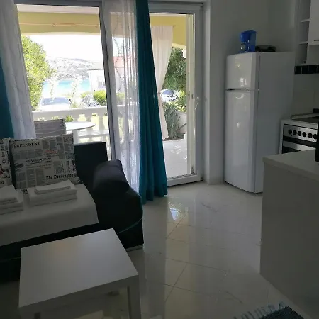 Apartamento 1 *